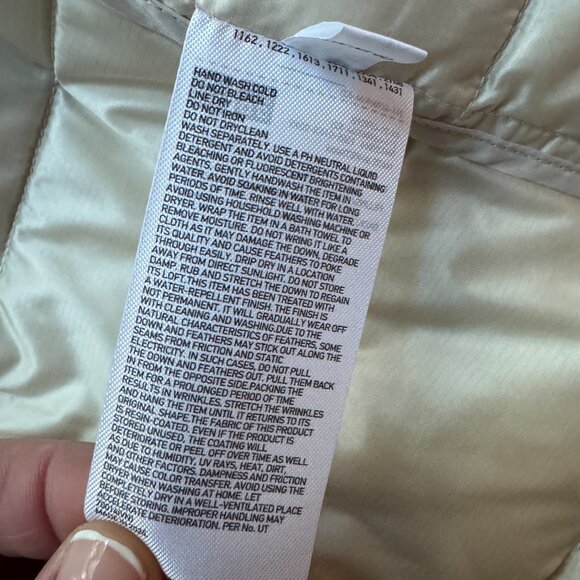 Uniqlo Ultra Light Down Jacket Women’s XL Off-White 750 Fill Power Packable - Picture 3 of 12